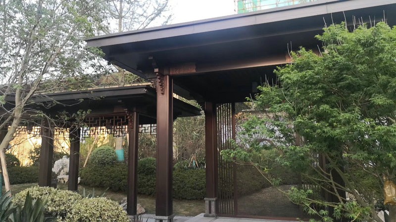 不銹鋼長廊.jpg
