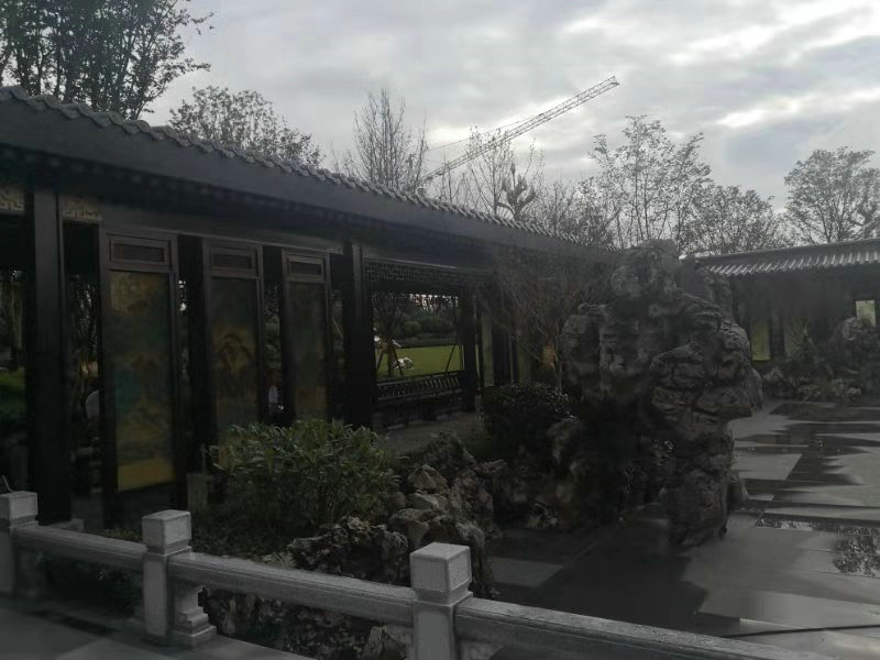鴻通地產南充公園1988不銹鋼工程.jpg